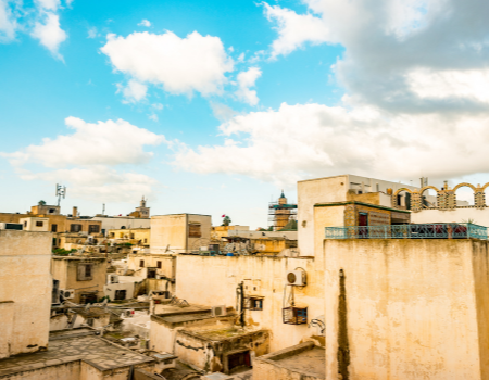 18. Tunis