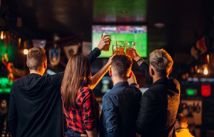 MTL Bar sports bar